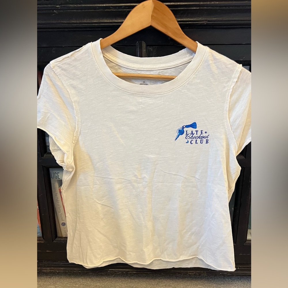 NWT $58 Maeve White Tee with Blue Graphic